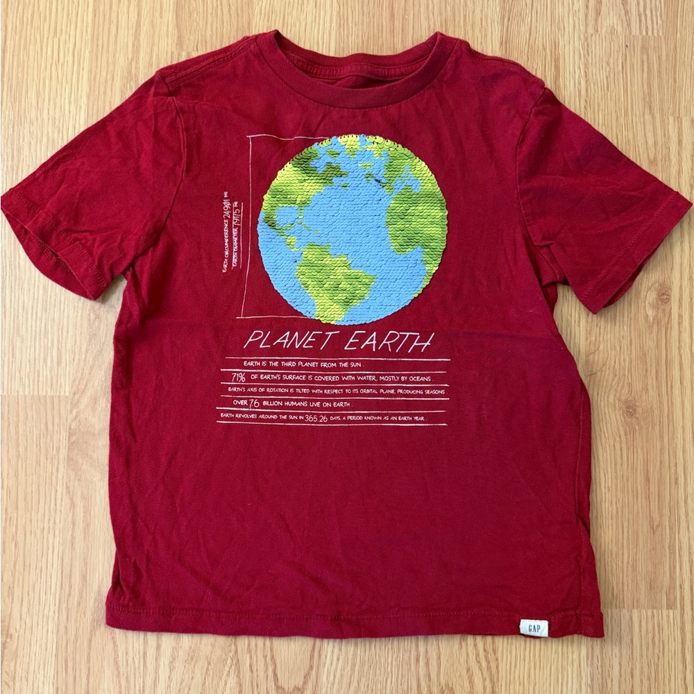 Red Kids Gap Shirt with sequin Earth Graphic
